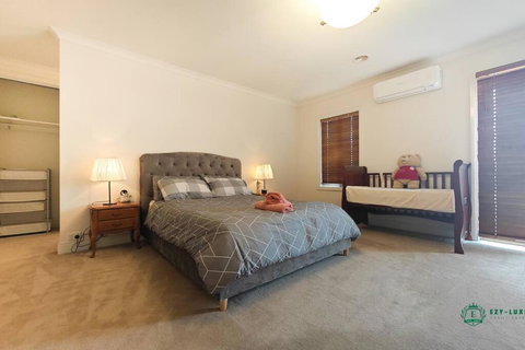 Balwyn Luxury 5BR Mansion With Cinema & BBQ - C Tourism 3