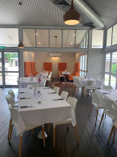 Banana Hotel Motel - C Tourism 4