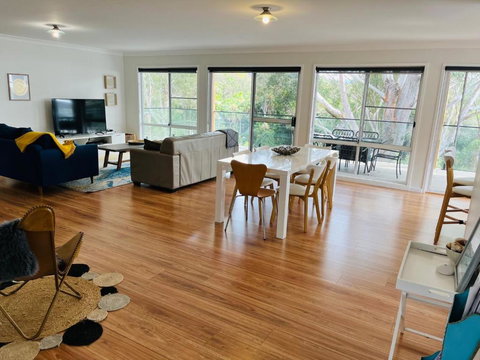 Bangalow - C Tourism 3