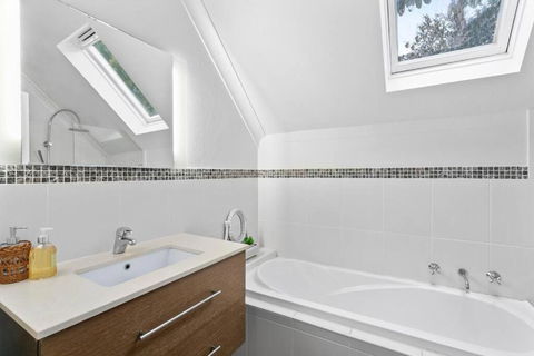 BARIS - Bariston Avenue Cremorne - C Tourism 4