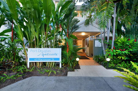Port Douglas Apartments - Adults Only Oasis - C Tourism 14