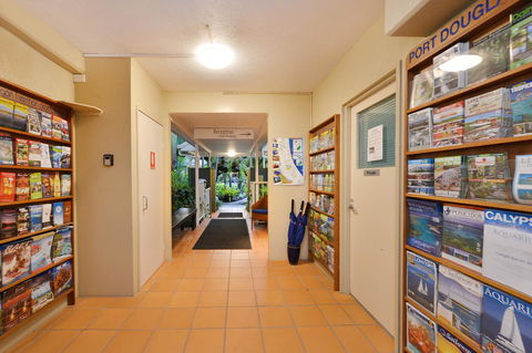 Port Douglas Apartments - Adults Only Oasis - C Tourism 10