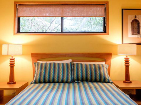 Five Bimba (Tractor House) - C Tourism 13