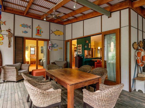 Five Bimba (Tractor House) - C Tourism 17
