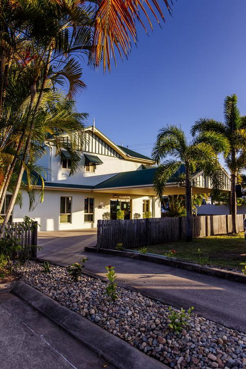 Shamrock Gardens Motel - C Tourism 0