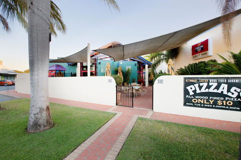Glenmore Tavern - C Tourism 24