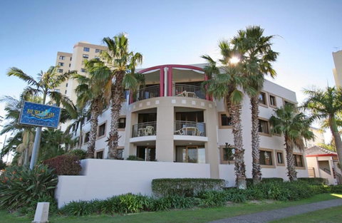 Burleigh On The Beach - C Tourism 28