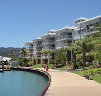 Boathouse Port of Airlie - C Tourism