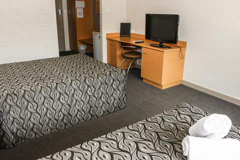 Salisbury Hotel Motel - C Tourism 16