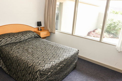 Salisbury Hotel Motel - C Tourism 23