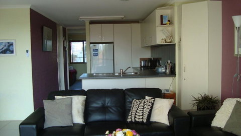 Burleigh Palms Holiday Apartments - C Tourism 39