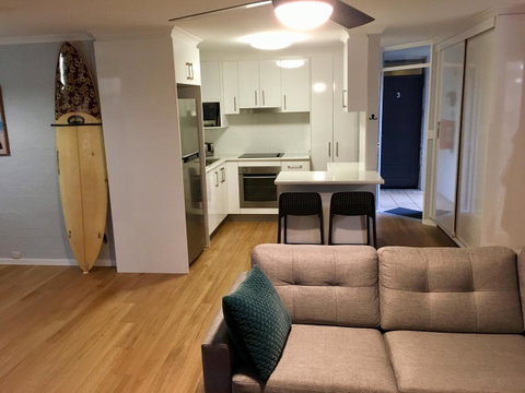 Burleigh Palms Holiday Apartments - C Tourism 9