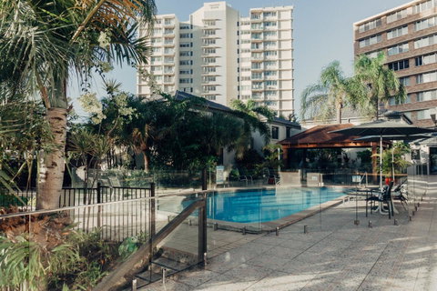 Burleigh Palms Holiday Apartments - C Tourism 26
