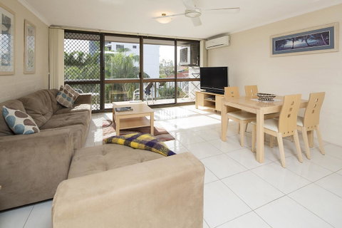 Burleigh Palms Holiday Apartments - C Tourism 15