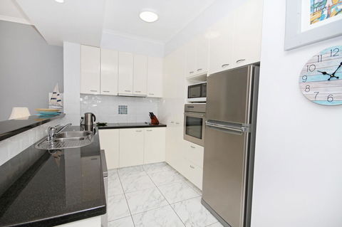 Unit 8 Bronte Of Coolum - C Tourism 6