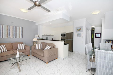 Unit 8 Bronte Of Coolum - C Tourism 12