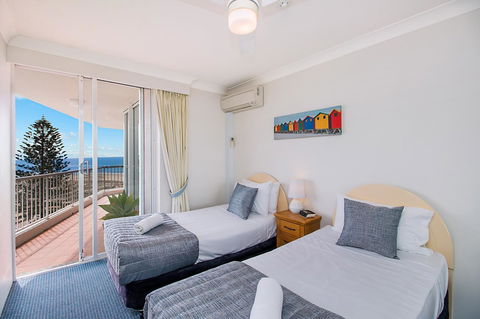 Meridian Tower Kirra Beach - C Tourism 3
