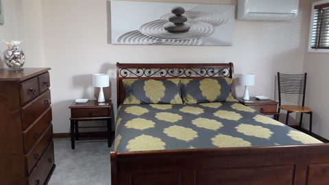 Private Apartment With Scenic Gardens - C Tourism 4