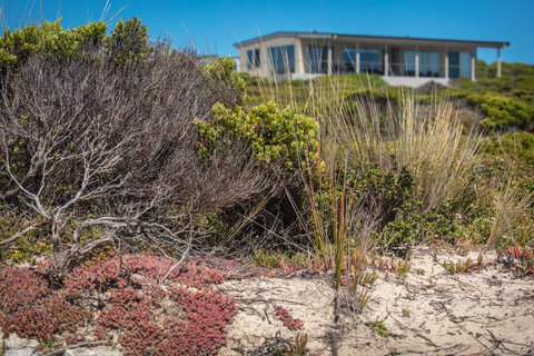 Hanson Bay Cabins - C Tourism 3