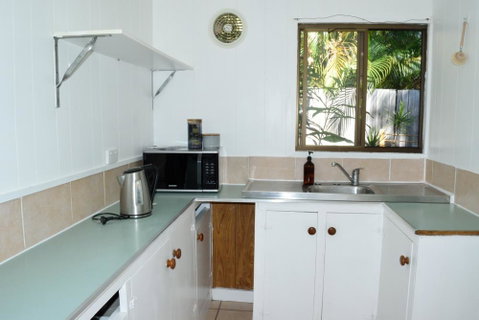 1 Min. Walk To Beach Horeseshoe Bay Holiday Units - C Tourism 5