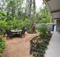 Magnetic Island Holiday House - C Tourism