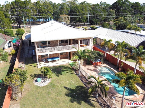 Waterfront At White Patch - C Tourism 32
