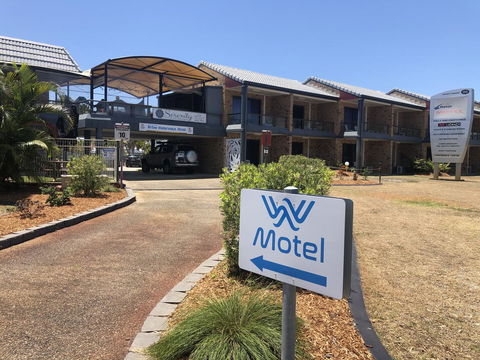 Bribie Waterways Motel - C Tourism 1