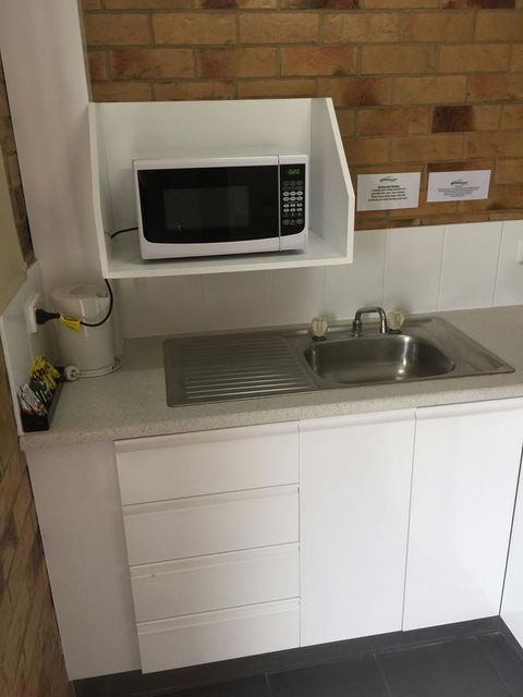 Bribie Waterways Motel - C Tourism 30