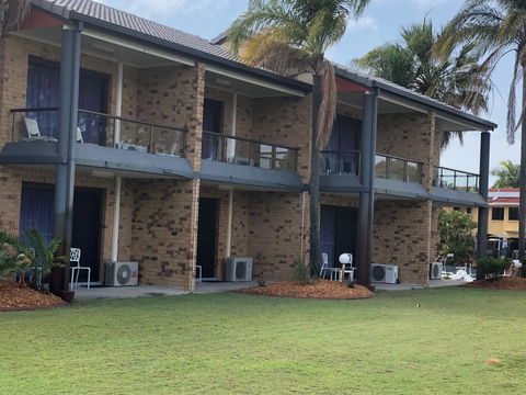 Bribie Waterways Motel - C Tourism 8