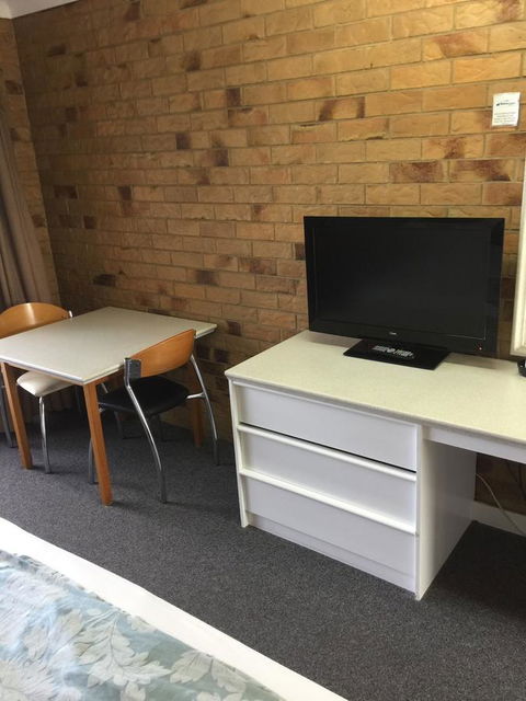 Bribie Waterways Motel - C Tourism 36