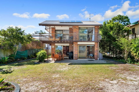 Bribie Beach House - C Tourism 4