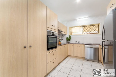 Immaculate Spacious Second Floor Unit Overlooking Pristine Parklands - C Tourism 7
