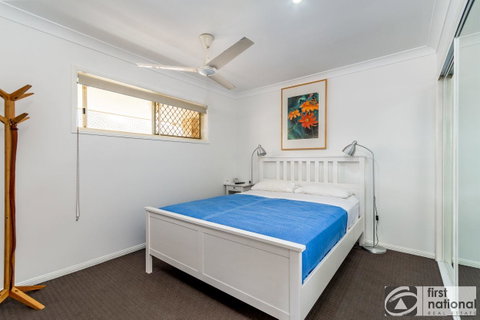Immaculate Spacious Second Floor Unit Overlooking Pristine Parklands - C Tourism 8