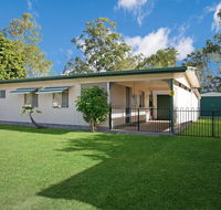 Lowset pet friendly cottage - Sunset Ave Bongaree - C Tourism