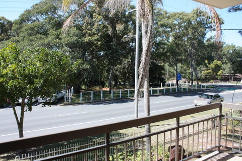 Close To Surf Beach, Surf Club, Hotel And Shops - Boyd St, Woorim - C Tourism 5