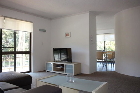 Close To Surf Beach, Surf Club, Hotel And Shops - Boyd St, Woorim - C Tourism 0