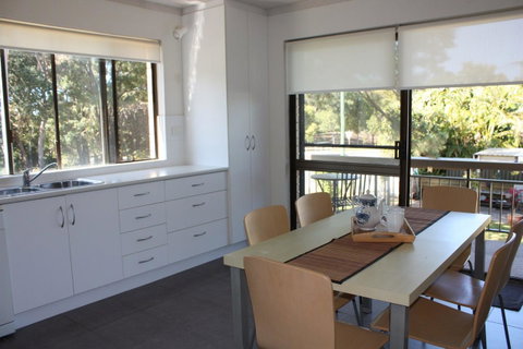 Close To Surf Beach, Surf Club, Hotel And Shops - Boyd St, Woorim - C Tourism 15