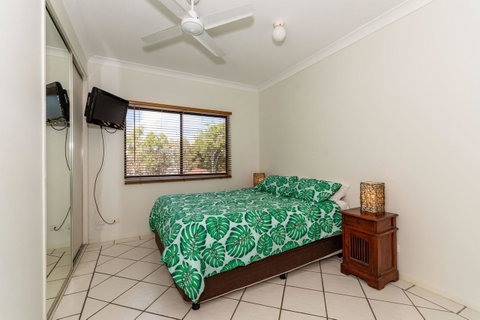 Waterfront Views From Private Rooftop Balcony - Bayview South Esp, Bongaree - C Tourism 11