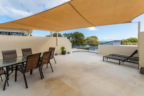 Waterfront Views From Private Rooftop Balcony - Bayview South Esp, Bongaree - C Tourism 2