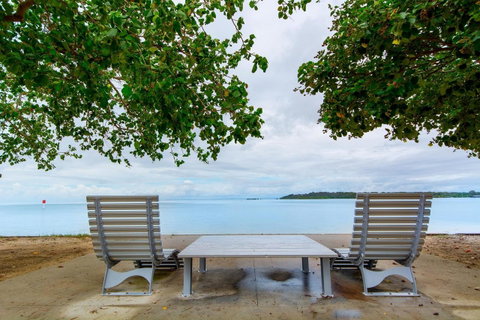 Huge Top Floor Unit Across The Road....Waterfront!! - C Tourism 18