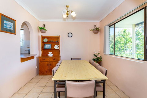 Water Views - Top Floor -Clearview Apartments South Esp, Bongaree - C Tourism 7