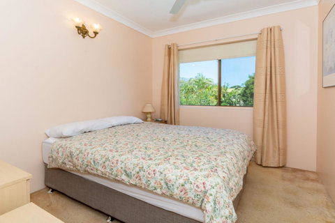 Water Views - Top Floor -Clearview Apartments South Esp, Bongaree - C Tourism 5