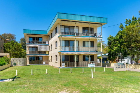 Water Views - Top Floor -Clearview Apartments South Esp, Bongaree - C Tourism 11