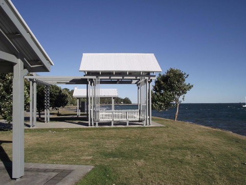 Air Conditioned Unit Stones Throw To The Waterfront. - C Tourism 19