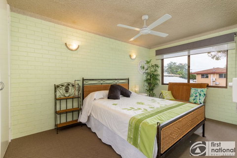 Air Conditioned Unit Stones Throw To The Waterfront. - C Tourism 16