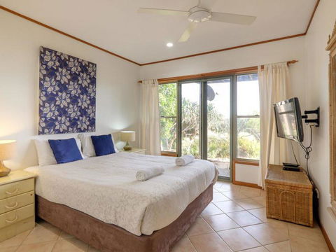 Claytons 1 By Discover Stradbroke - C Tourism 4