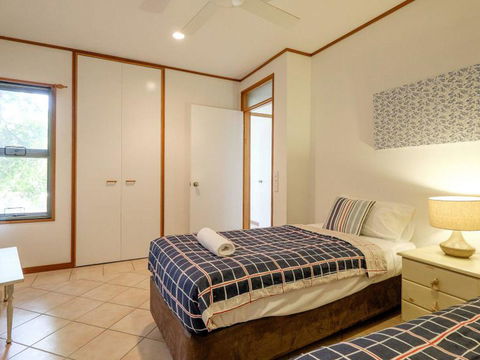 Claytons 1 By Discover Stradbroke - C Tourism 24