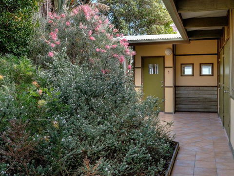 Claytons 1 By Discover Stradbroke - C Tourism 1