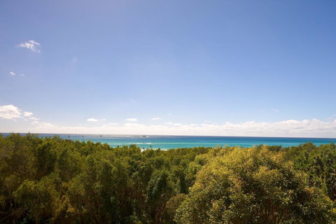 Anchorage On Straddie - C Tourism 40