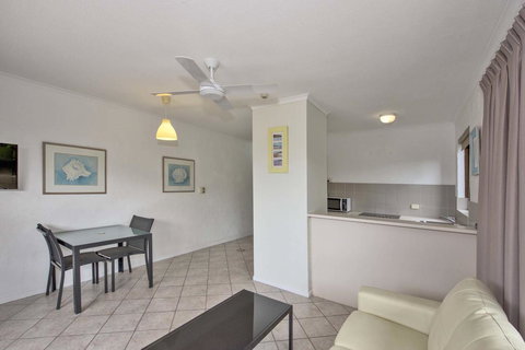 Anchorage On Straddie - C Tourism 19